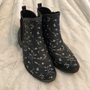 Ankle Rain Boot